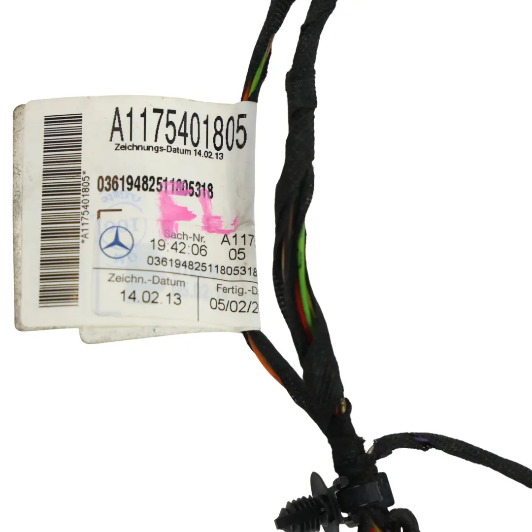 Mercedes C117 Faisceau Câblage Porte Avant Côté Passager - SKU A1175401805 - Numéro de pièce A1175401805
