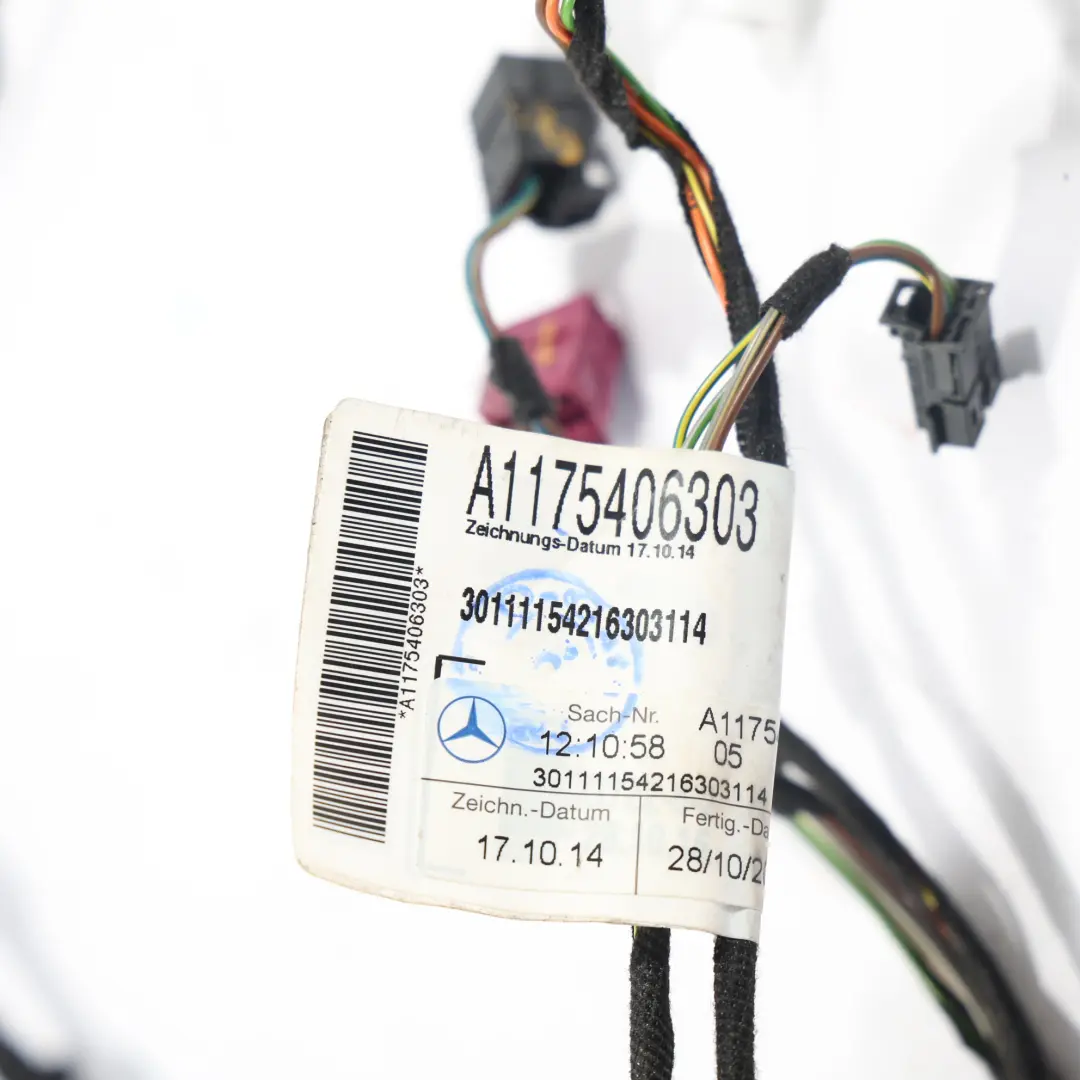 Mercedes C117 Cableado Puerta Delantero Lado Pasajero - SKU A1175406303 - Número de pieza A1175406303