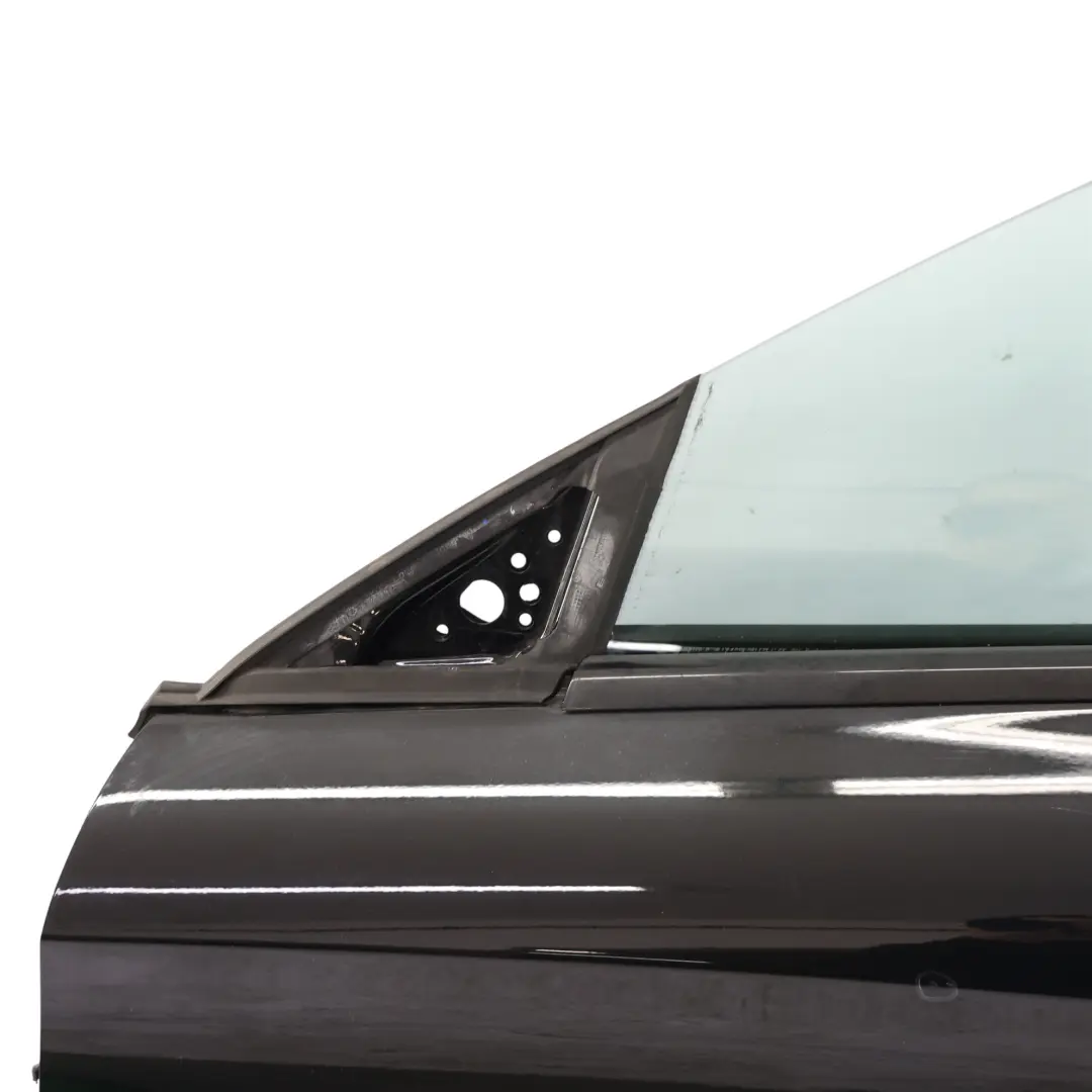 Mercedes C117 Panel Puerta Delantera Izquierda Negro Kosmos Metallic 191 - SKU A1177200105-KB1 - Número de pieza A1177200105