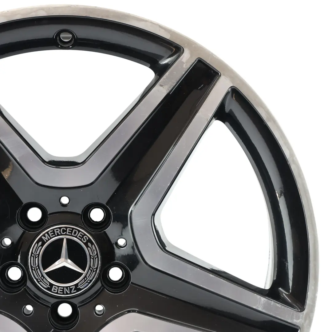 Jante Alliage Argent/Noir 19" 8J ET:43.5 5-Rayons pour Mercedes X156 à propos du numéro de pièce A1564010600 Mercedes X156 Jante Alliage Argent/Noir 19" 8J ET:43.5 5-Rayons - SKU A1564010600-8 - Numéro de pièce A1564010600
