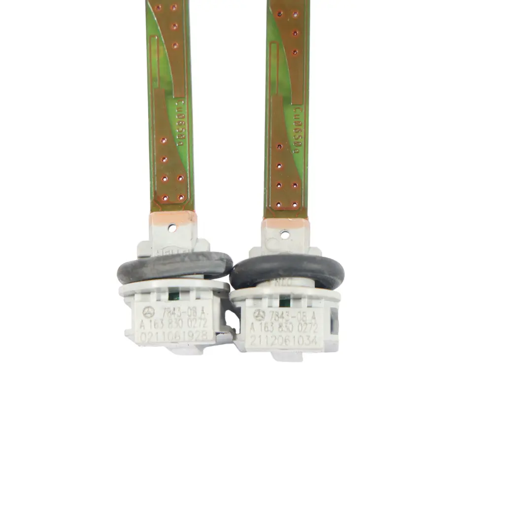 Sensore Temperatura Aria Riscaldamento per Mercedes W163 W164 W251 con numero di parte A1638300272 Mercedes W163 W164 W251 Sensore Temperatura Aria Riscaldamento - SKU A1638300272-1 - Numero di parte A1638300272