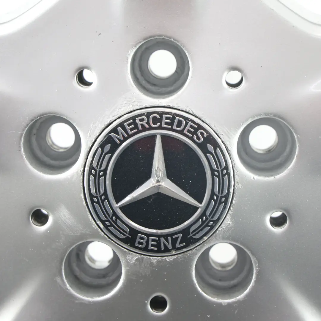 Jante Alliage 5 Branches 19" 8J ET:60 Argent pour Mercedes W164 à propos du numéro de pièce A1644011202 Mercedes W164 Jante Alliage 5 Branches 19" 8J ET:60 Argent - SKU A1644011202-2 - Numéro de pièce A1644011202