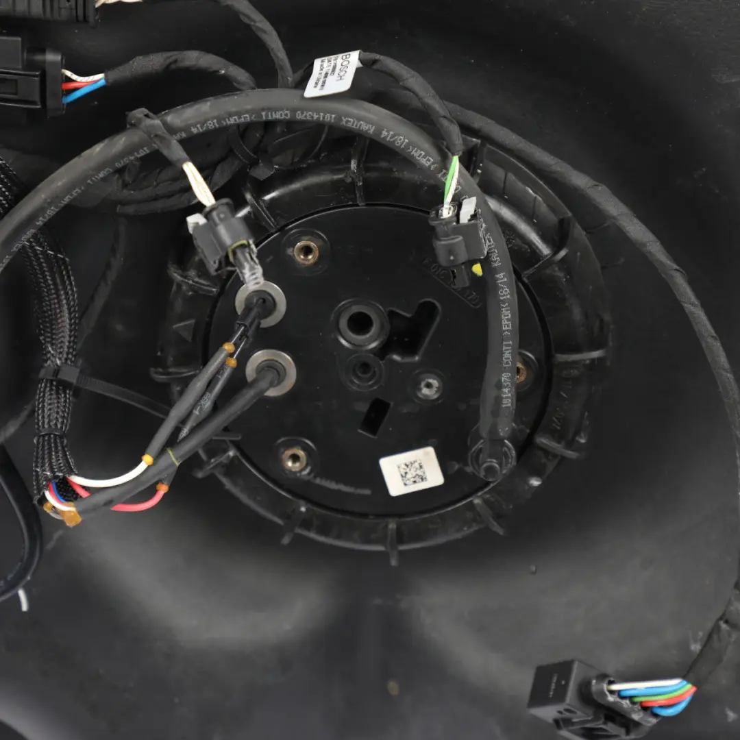 AdBlue Additive Tank Fluid Reservoir A1664703901 to Mercedes W166 Diesel Engine with Part number A1664707201 Mercedes W166 Diesel Engine AdBlue Additive Tank Fluid Reservoir A1664703901 - SKU A1664707201-1 - Part number A1664707201