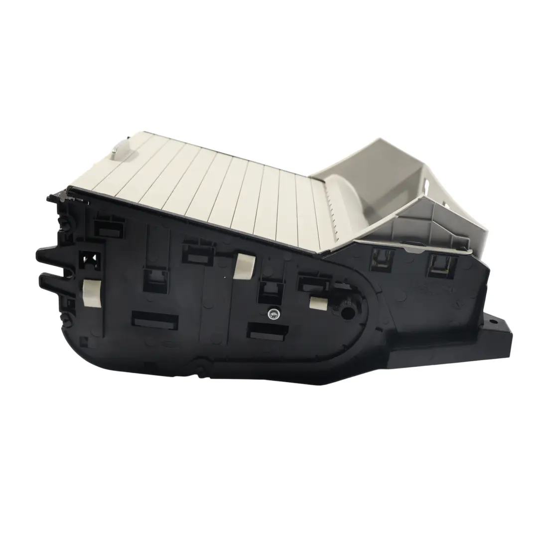 Panel Consola Central Portavasos Gris A1666803814 para Mercedes ML W166 con número de pieza A1666808802 Mercedes ML W166 Panel Consola Central Portavasos Gris A1666803814 - SKU A1666803814-1 - Número de pieza A1666808802