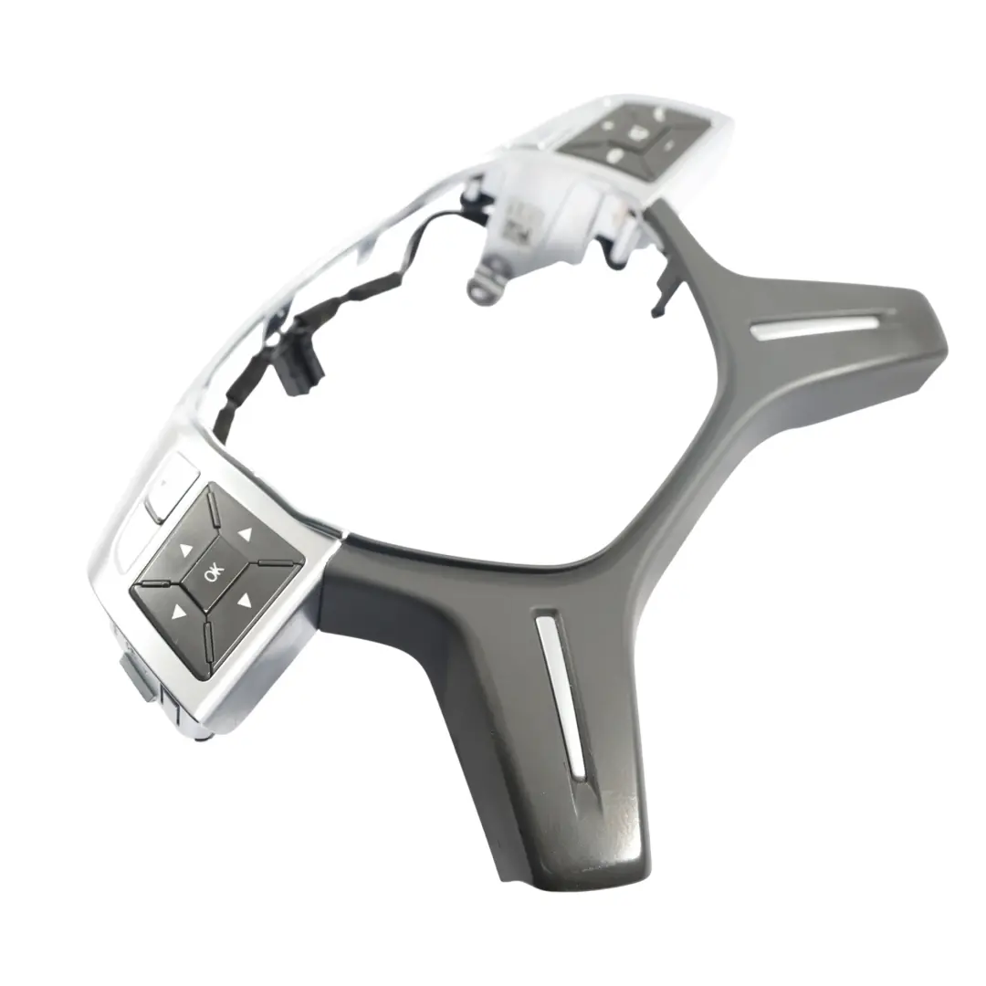 Mercedes W166 Boutons Commande Volant Panneau Garniture - SKU A1669051800 - Numéro de pièce A1669051800