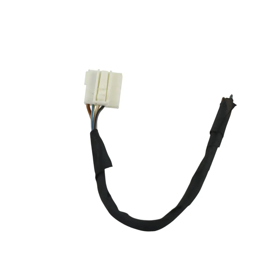 Connettore Cavo Luce Portellone Posteriore Destro per Mercedes ML W166 con numero di parte A1669068801 Mercedes ML W166 Connettore Cavo Luce Portellone Posteriore Destro - SKU A1669068801-2 - Numero di parte A1669068801