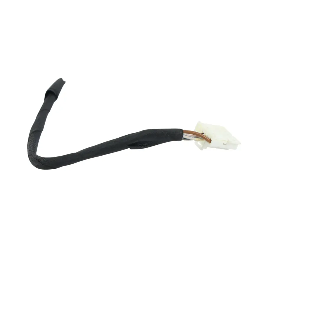 Connecteur Fil Feu Arrière Hayon Droit pour Mercedes ML W166 à propos du numéro de pièce A1669068801 Mercedes ML W166 Connecteur Fil Feu Arrière Hayon Droit - SKU A1669068801-2 - Numéro de pièce A1669068801