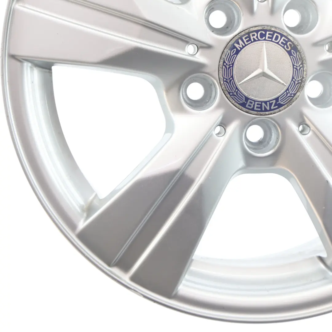 Felga Aluminiowa 16" 6J ET:46 do Mercedes W169 W245 o numerze A1694012202 Mercedes W169 W245 Felga Aluminiowa 16" 6J ET:46 - SKU A1694012202-2 - Numer Części A1694012202