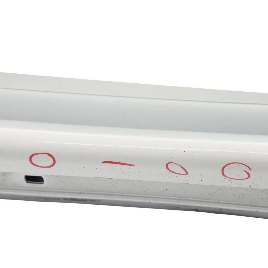 Faldón Lateral Umbral Puerta Izquierda Plata Polar Metalizado 761 para Mercedes W245 con número de pieza A1696111508 Mercedes W245 Faldón Lateral Umbral Puerta Izquierda Plata Polar Metalizado 761 - SKU A1696111508-PLS - Número de pieza A1696111508