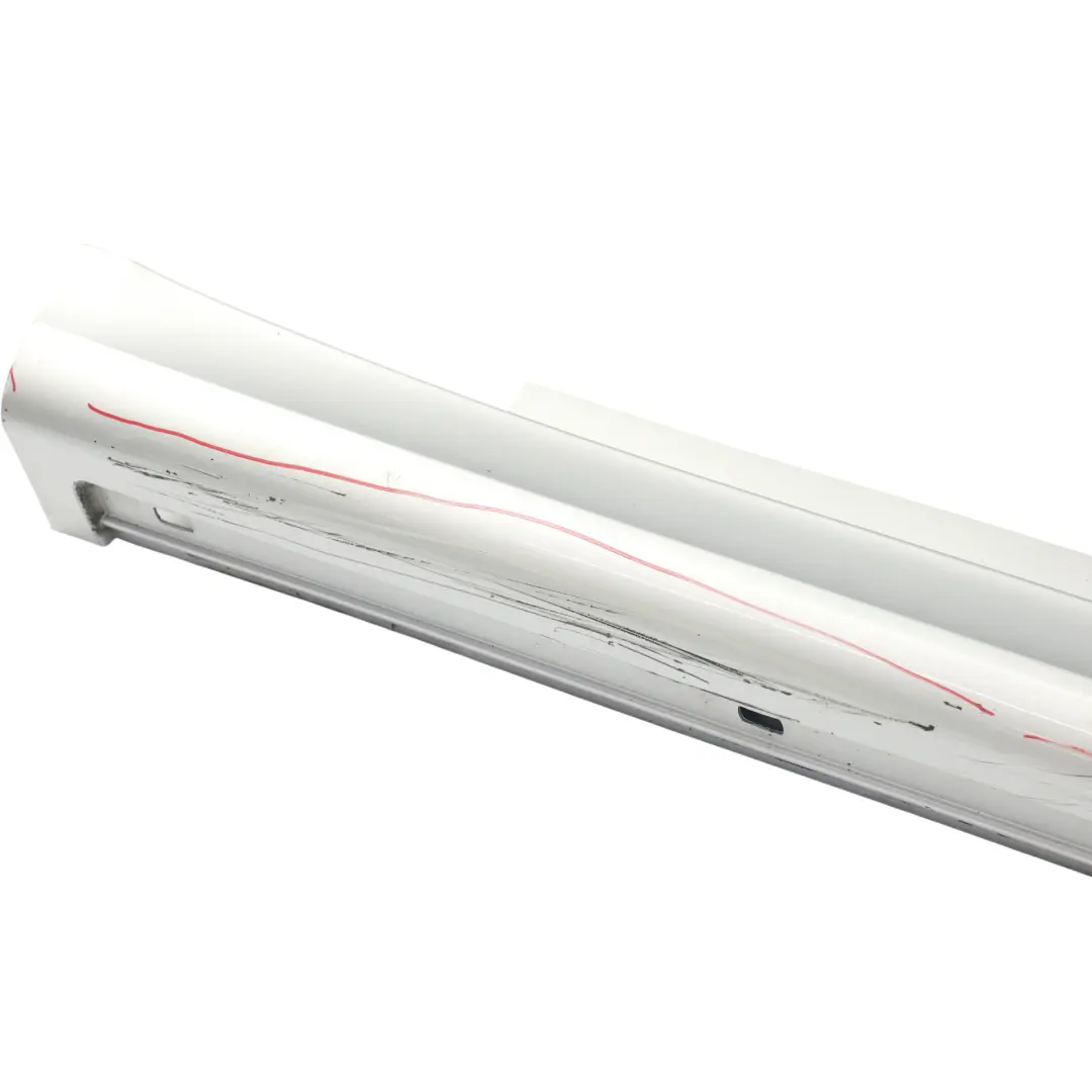 Faldón Lateral Umbral Puerta Izquierda Plata Polar Metalizado 761 para Mercedes W245 con número de pieza A1696111508 Mercedes W245 Faldón Lateral Umbral Puerta Izquierda Plata Polar Metalizado 761 - SKU A1696111508-PLS - Número de pieza A1696111508