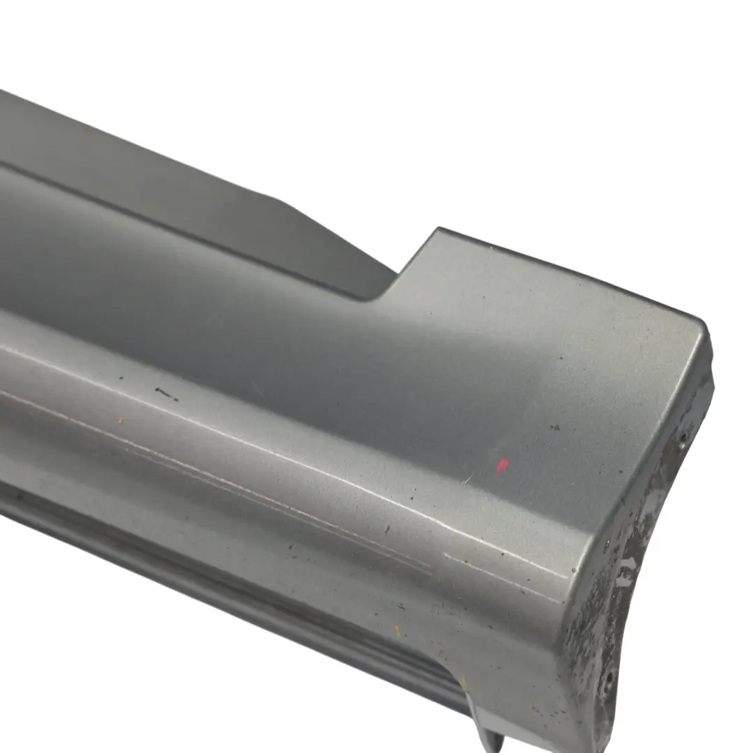  Faldón lateral Mercedes W245 Cubre umbral de puerta derecho Gris montaña - 787 - SKU A1696111608-MG1 - Número de pieza A1696111608