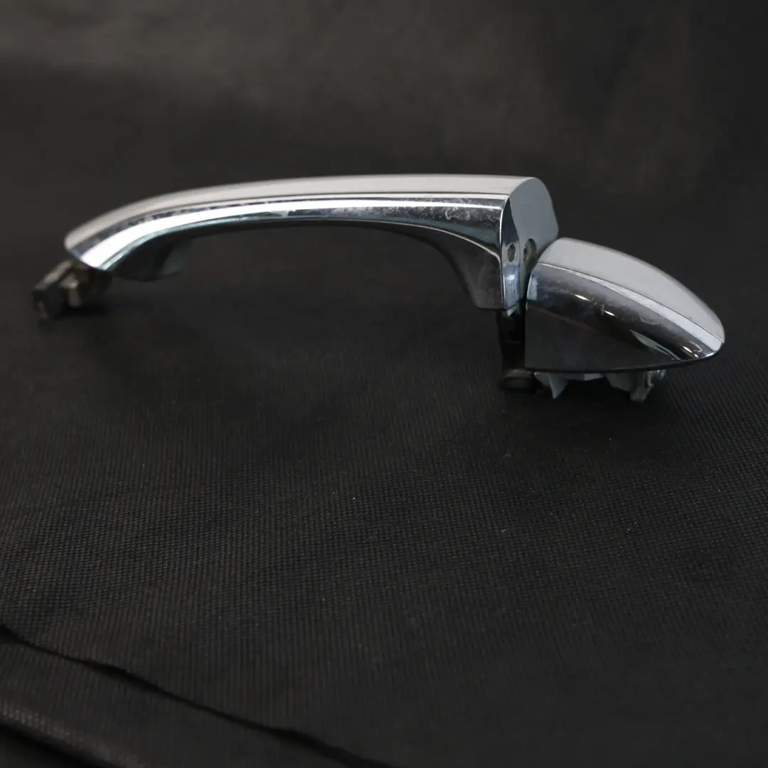 Außen Türgriff Rechts Polar Silber 761 für Mercedes W169 W245 mit Teilenummer A1697600270 Mercedes W169 W245 Außen Türgriff Rechts Polar Silber 761 - SKU A1697600270-PLS - Teilenummer A1697600270