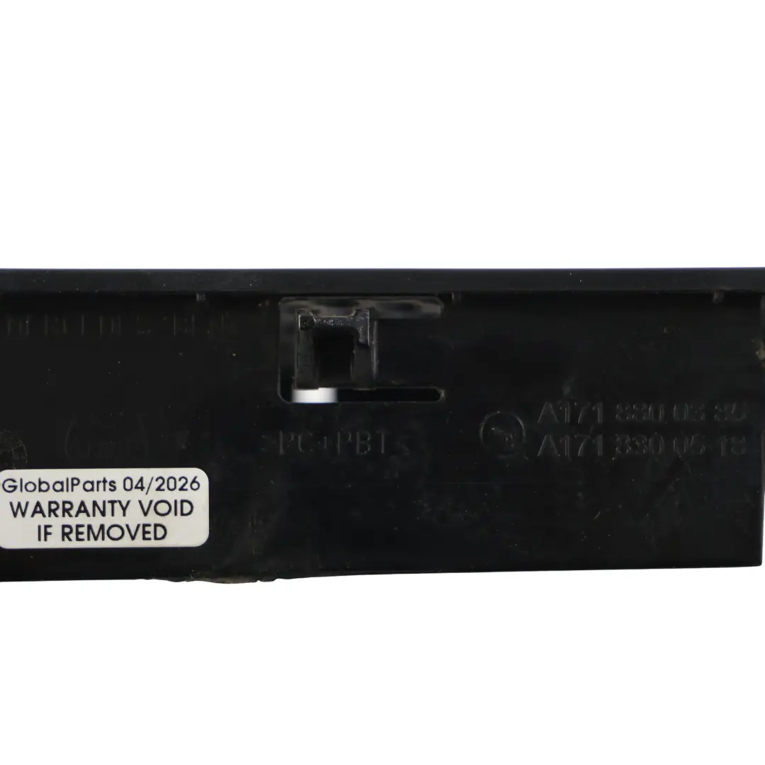 Griglia Cofano Pannello Copertura Sinistra per Mercedes SLK R171 con numero di parte A1718300518 Mercedes SLK R171 Griglia Cofano Pannello Copertura Sinistra - SKU A1718300518 - Numero di parte A1718300518