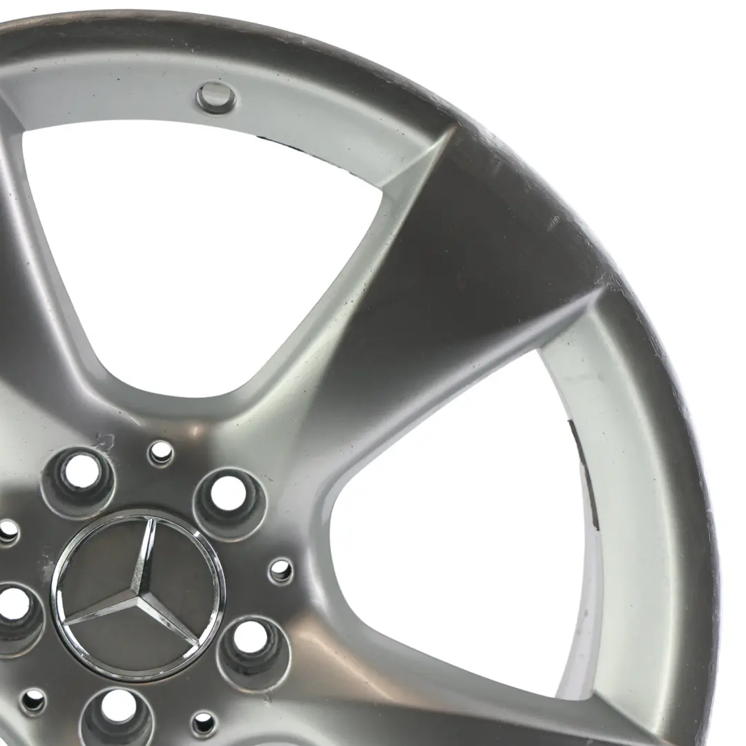 Llanta Aleación Plata 18" Trasera 8.5J ET:36 para Mercedes SLK R172 con número de pieza A1724011002 Mercedes SLK R172 Llanta Aleación Plata 18" Trasera 8.5J ET:36 - SKU A1724011002-1 - Número de pieza A1724011002