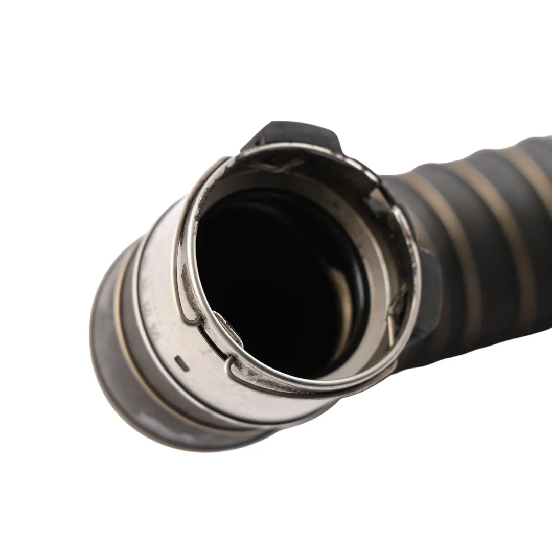 M271 Tubo Condotto Aria Intercooler Destro per Mercedes SLK R172 con numero di parte A1725280282 Mercedes SLK R172 M271 Tubo Condotto Aria Intercooler Destro - SKU A1725280282 - Numero di parte A1725280282