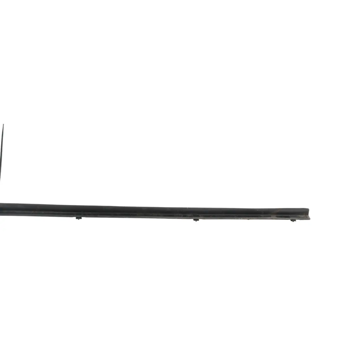 Uszczelka Próg Drzwi Guma Przód Prawa do Mercedes SLK R172 o numerze A1727200454 Mercedes SLK R172 Uszczelka Próg Drzwi Guma Przód Prawa - SKU A1727200454 - Numer Części A1727200454