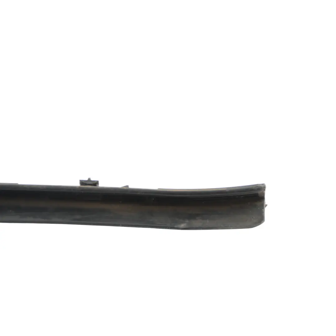 Uszczelka Próg Drzwi Guma Przód Prawa do Mercedes SLK R172 o numerze A1727200454 Mercedes SLK R172 Uszczelka Próg Drzwi Guma Przód Prawa - SKU A1727200454 - Numer Części A1727200454