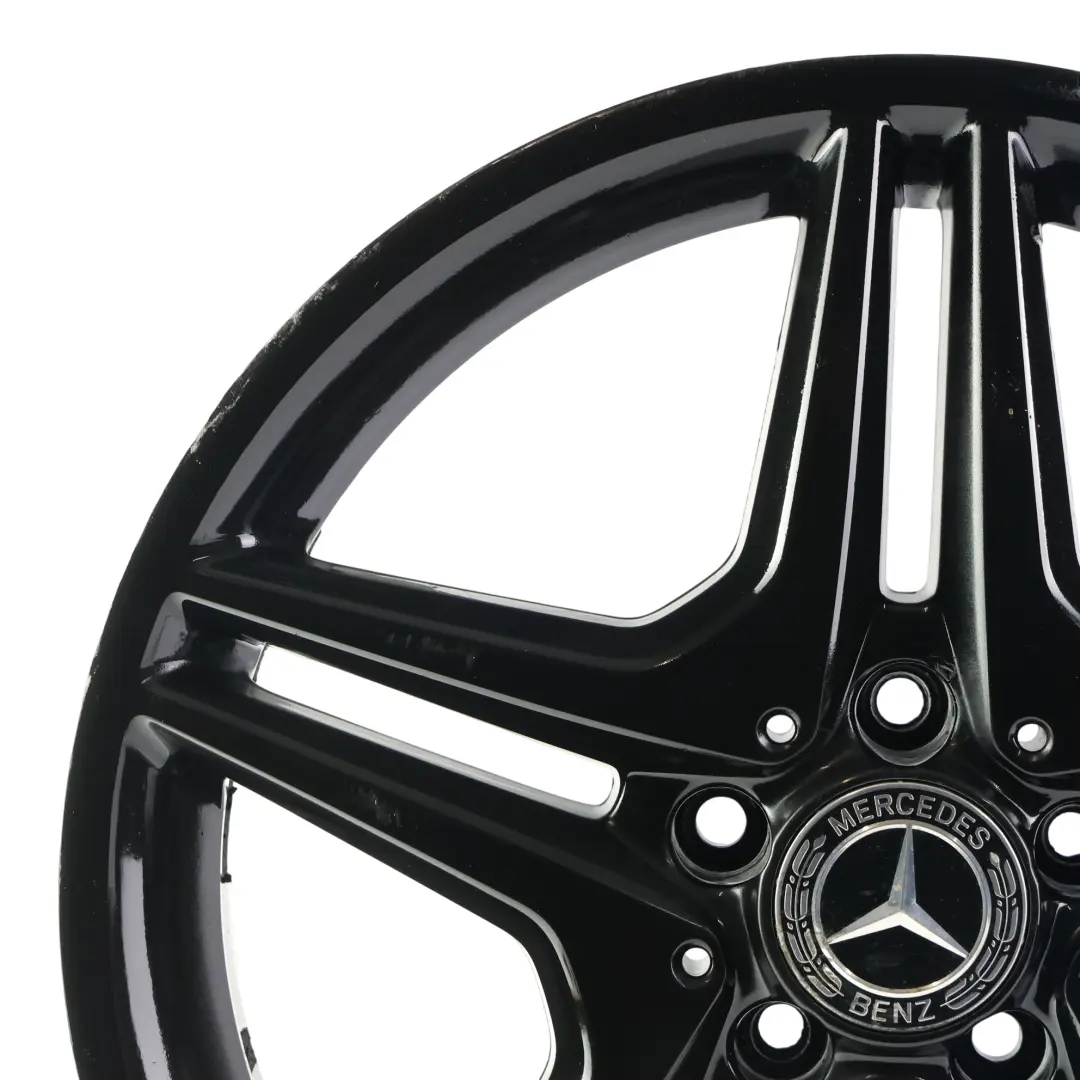 Cerchio in lega 18" 5 doppie razze ET:52 7.5J per Mercedes W176 W246 AMG con numero di parte A1764010302 Mercedes W176 W246 AMG Cerchio in lega 18" 5 doppie razze ET:52 7.5J - SKU A1764010302-7 - Numero di parte A1764010302