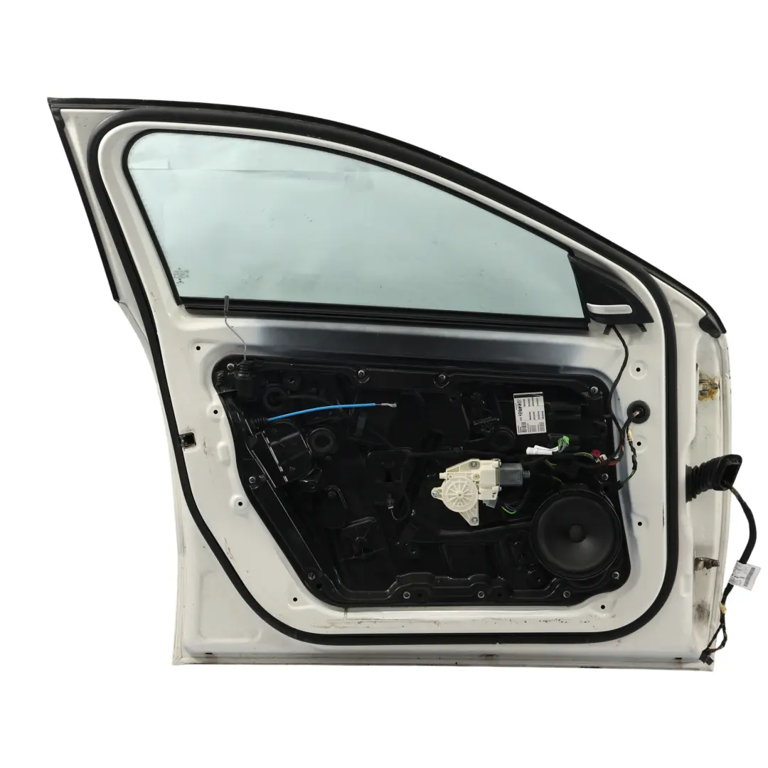 Porta Anteriore Sinistra Calcite White Bianco - 650 per Mercedes W176 con numero di parte A1767200105 Mercedes W176 Porta Anteriore Sinistra Calcite White Bianco - 650 - SKU A1767200105-CW1 - Numero di parte A1767200105
