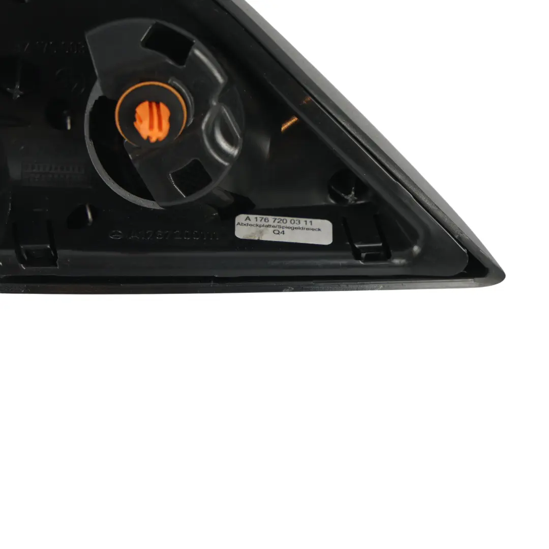 Mercedes W176 Grille Haut-Parleur Gauche Triangle Intérieur - SKU A1767200111-1 - Numéro de pièce A1767200111