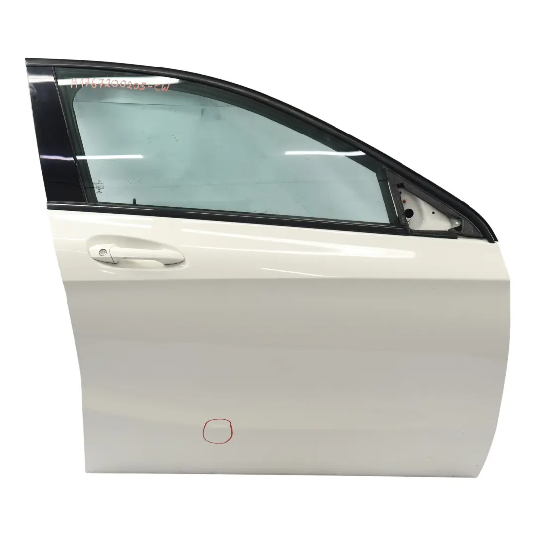 Puerta Delantera Derecha Clase A Blanco Calcita - 650 para Mercedes W176 con número de pieza A1767200205 Mercedes W176 Puerta Delantera Derecha Clase A Blanco Calcita - 650 - SKU A1767200205-CW - Número de pieza A1767200205