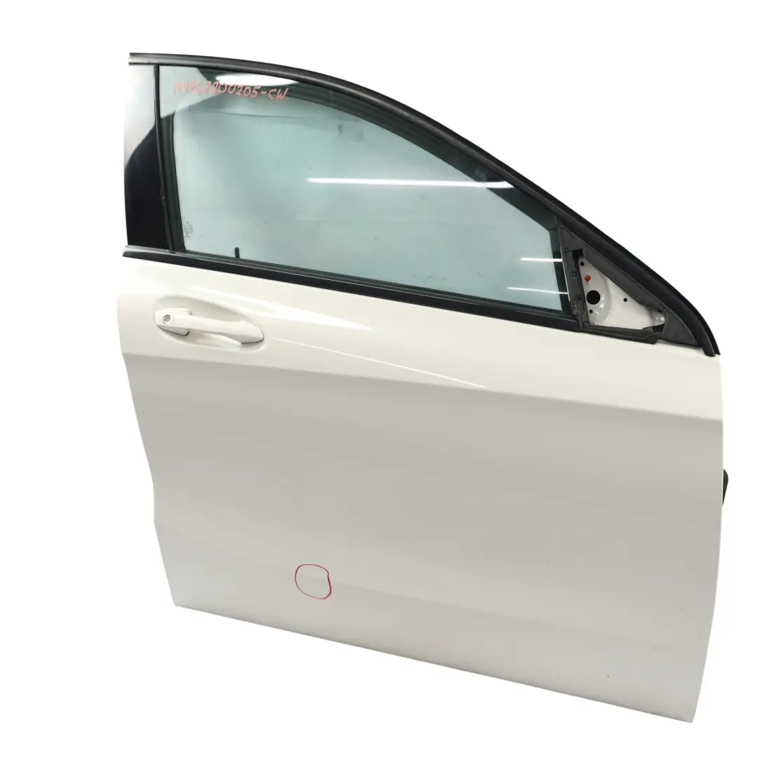 Porta anteriore destra Classe A Bianco Calcite - 650 per Mercedes W176 con numero di parte A1767200205 Mercedes W176 Porta anteriore destra Classe A Bianco Calcite - 650 - SKU A1767200205-CW - Numero di parte A1767200205
