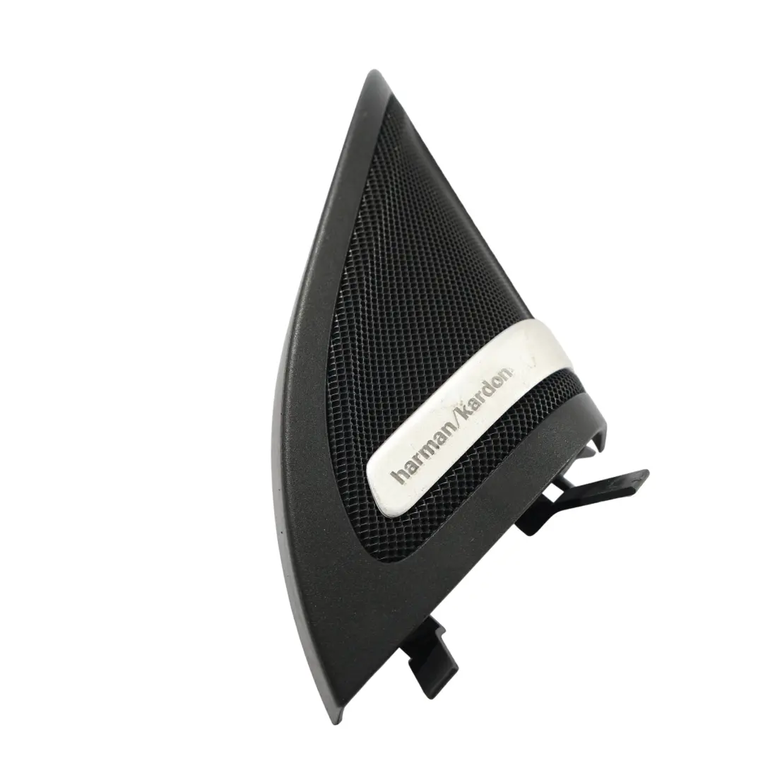 Osłona Lusterka Głośnika Trójkąt Lewy do Mercedes W176 o numerze A1767200211 Mercedes W176 Osłona Lusterka Głośnika Trójkąt Lewy - SKU A1767200211-3 - Numer Części A1767200211