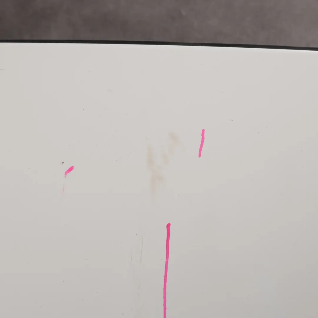 Spoiler Panel Klapy Bagażnika Blenda Lotka Biała do Mercedes W176 o numerze A1767900100 Mercedes W176 Spoiler Panel Klapy Bagażnika Blenda Lotka Biała - SKU A1767900100-CW1 - Numer Części A1767900100