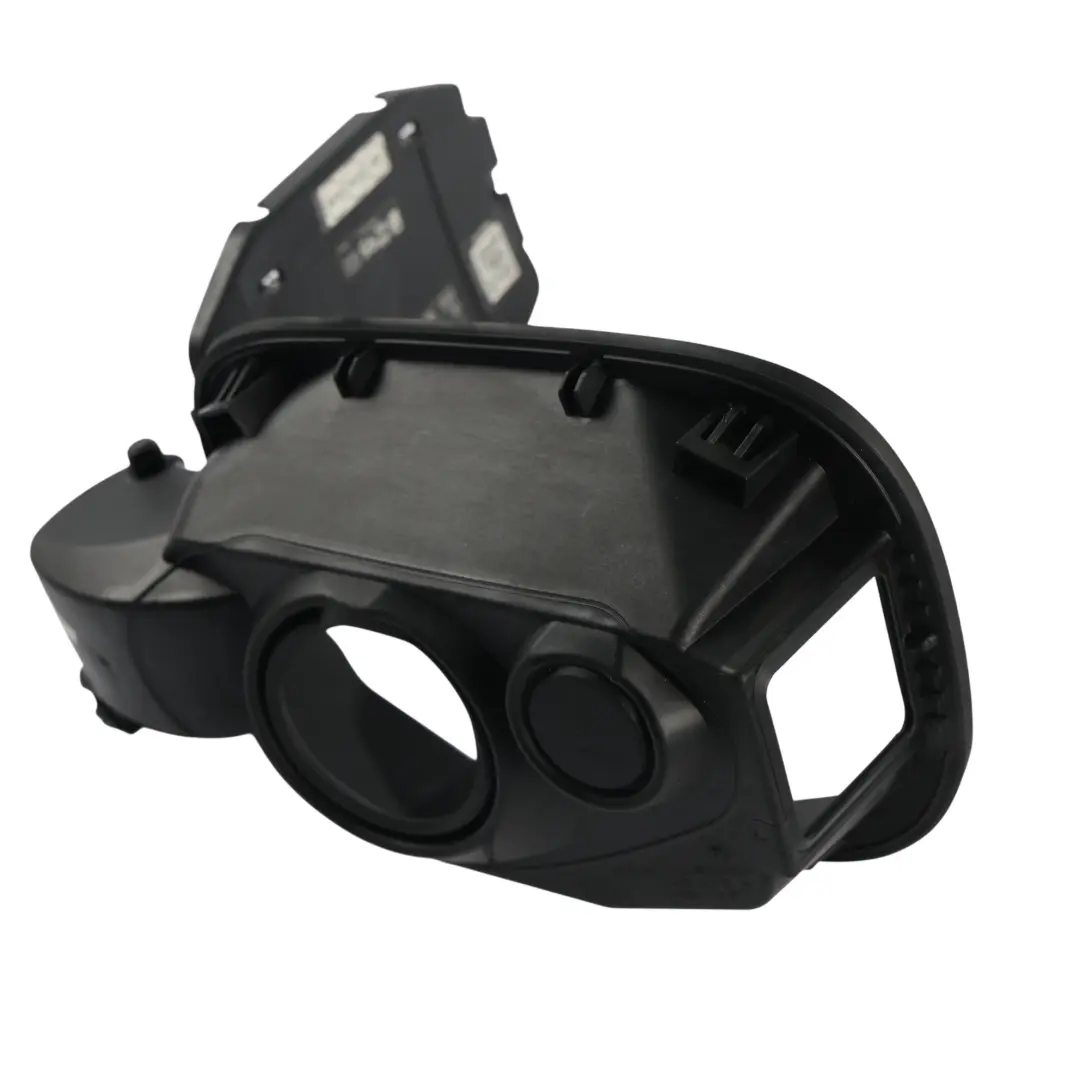 Mercedes W177 Cuello Llenado Combustible Guardabarros Trasero - SKU A1776308102 - Número de pieza A1776308102