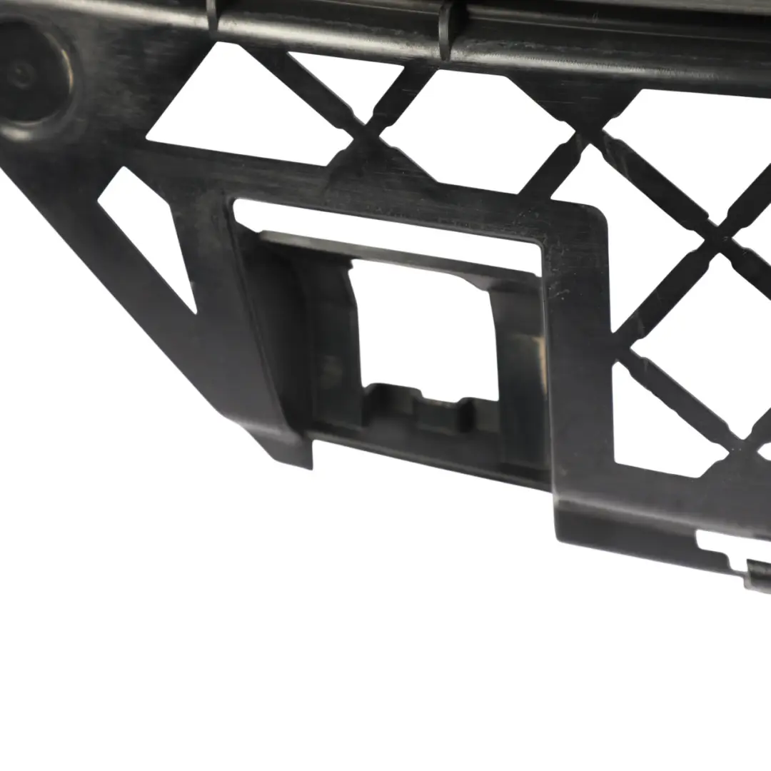 Frontstoßstange Kern Mittelhalterung Führung Rahmen für Mercedes W177 mit Teilenummer A1778851300 Mercedes W177 Frontstoßstange Kern Mittelhalterung Führung Rahmen - SKU A1778851300 - Teilenummer A1778851300