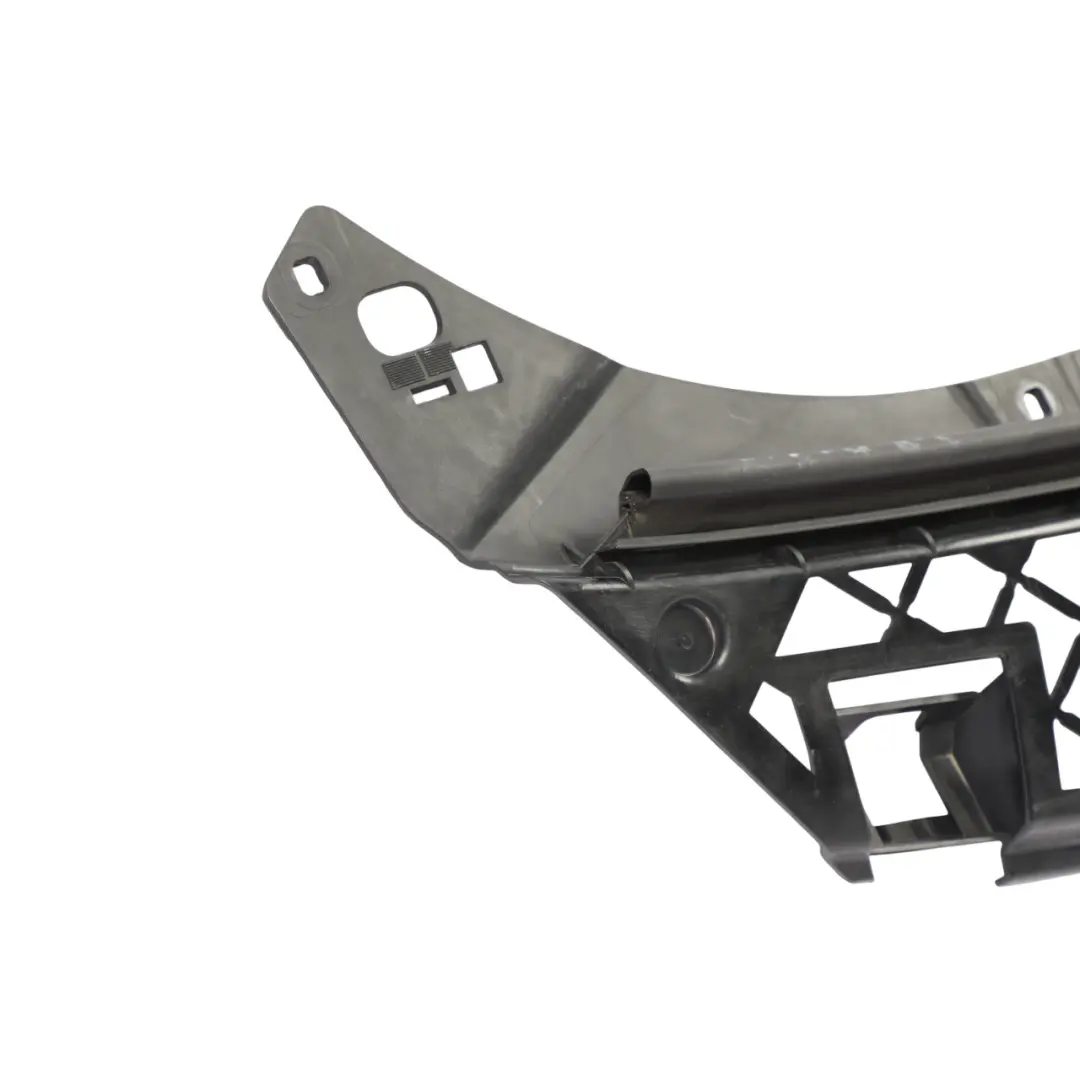 Cubierta Soporte Central Parachoques Delantero para Mercedes W177 Marco con número de pieza A1778851300 Mercedes W177 Marco Cubierta Soporte Central Parachoques Delantero - SKU A1778851300 - Número de pieza A1778851300
