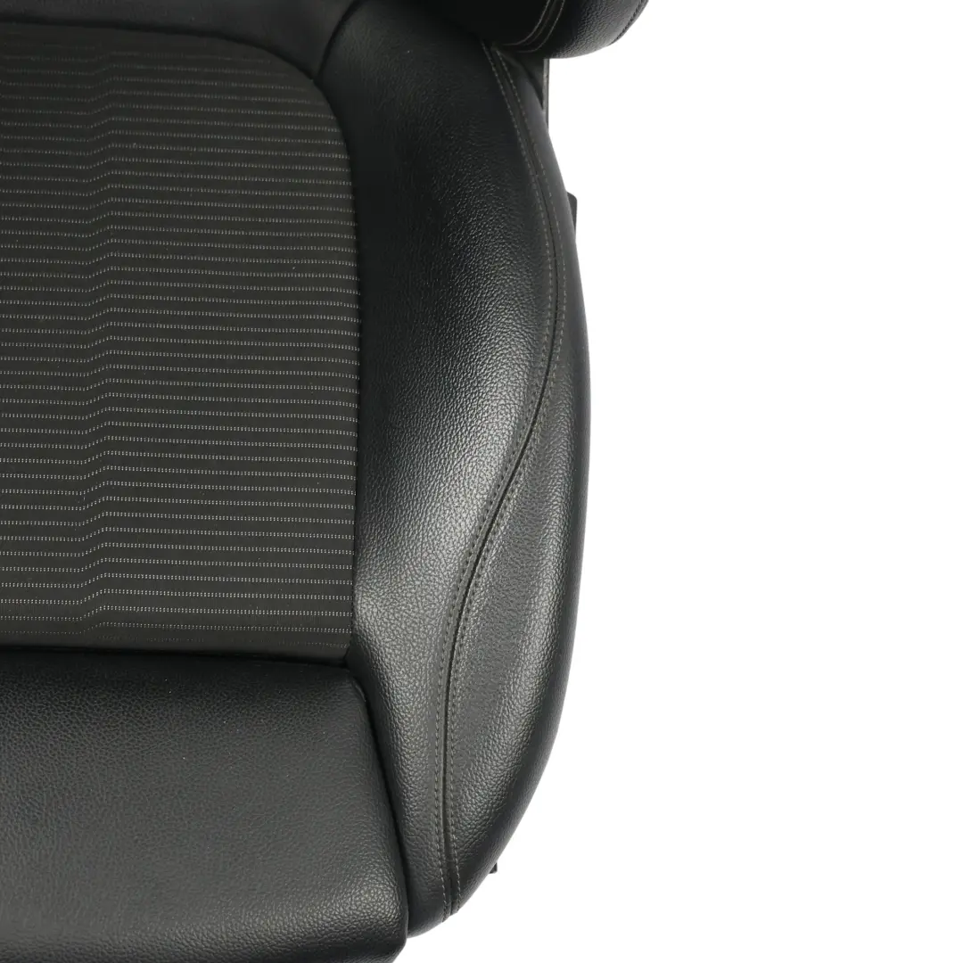 Vordersitz Rechts Stoff Schwarz Anthrazit Beheizt Innenraum für Mercedes W177 mit Teilenummer A1779101002 Mercedes W177 Vordersitz Rechts Stoff Schwarz Anthrazit Beheizt Innenraum - SKU A1779101002-1 - Teilenummer A1779101002