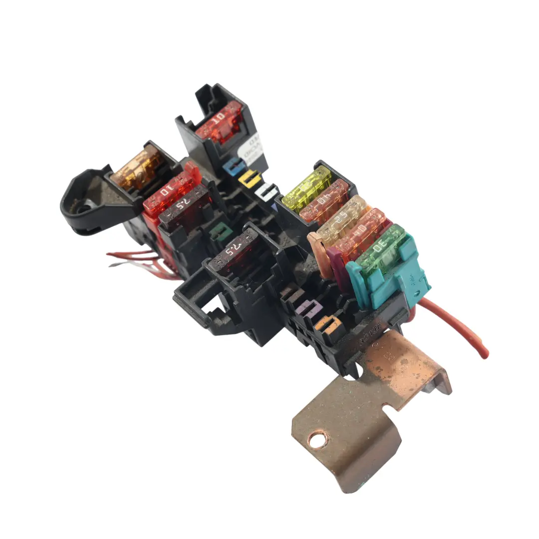 Boîtier Fusibles Avant Relais pour Mercedes SLK R171 W203 W209 à propos du numéro de pièce A2035400050 Mercedes SLK R171 W203 W209 Boîtier Fusibles Avant Relais - SKU A2035400050-1 - Numéro de pièce A2035400050