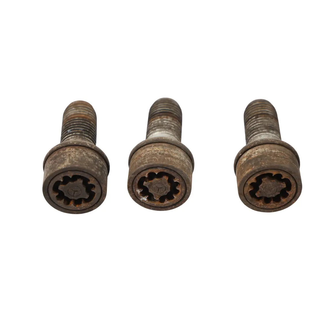 Zestaw Śrub Kół do Mercedes W203 o numerze A0009904907 Mercedes W203 Zestaw Śrub Kół - SKU A2035800010 - Numer Części A0009904907