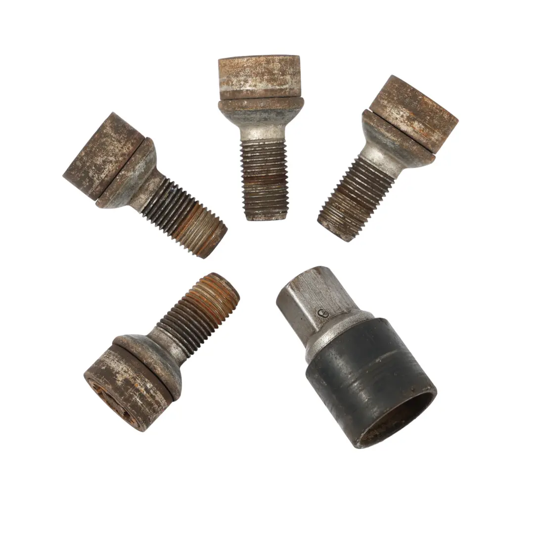 Zestaw Śrub Kół do Mercedes W203 o numerze A0009904907 Mercedes W203 Zestaw Śrub Kół - SKU A2035800010 - Numer Części A0009904907