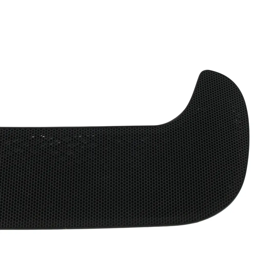 Rejilla Altavoz Bandeja Trasera para Mercedes W203 con número de pieza A2036900530 Mercedes W203 Rejilla Altavoz Bandeja Trasera - SKU A2036900530 - Número de pieza A2036900530