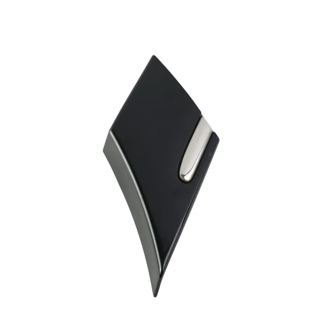 Panel Moldura Guardabarros Trasero Izquierdo Negro Obsidiana 197 para Mercedes W203 con número de pieza A2036905362 Mercedes W203 Panel Moldura Guardabarros Trasero Izquierdo Negro Obsidiana 197 - SKU A2036905362-OB - Número de pieza A2036905362