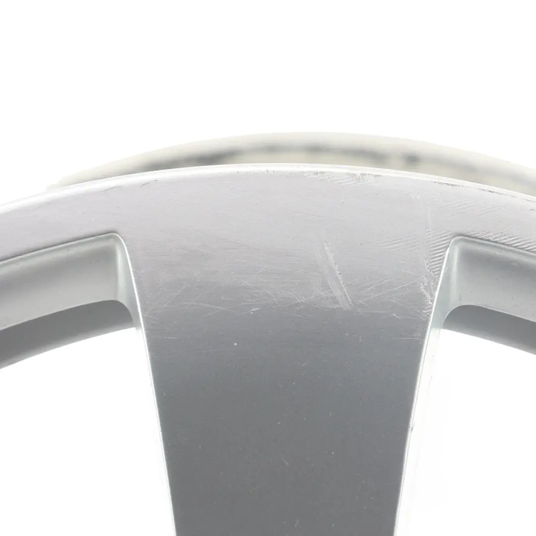 Jante De Roue Argent 7 Trous Alliage 16" ET:43 7J pour Mercedes W204 à propos du numéro de pièce A2044011102 Mercedes W204 Jante De Roue Argent 7 Trous Alliage 16" ET:43 7J - SKU A2044011102-1 - Numéro de pièce A2044011102