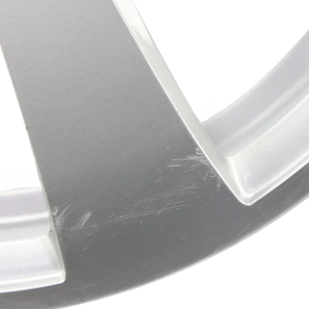 Metall Felge Silber 7-Loch Leicht 16" ET:43 7J für Mercedes W204 mit Teilenummer A2044011102 Mercedes W204 Metall Felge Silber 7-Loch Leicht 16" ET:43 7J - SKU A2044011102-1 - Teilenummer A2044011102