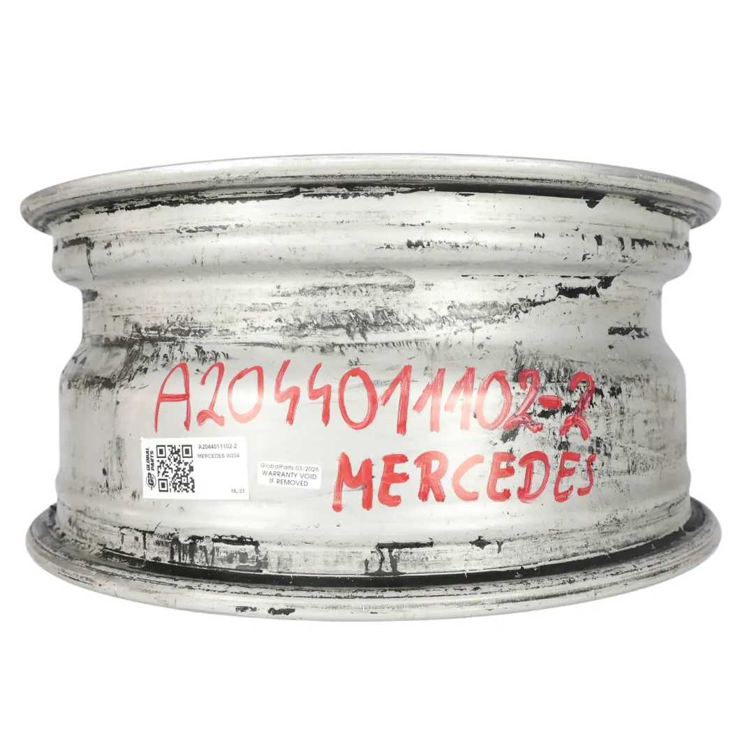Argento 7 Fori Cerchio In Lega 16" ET:43 7J per Mercedes W204 con numero di parte A2044011102 Mercedes W204 Argento 7 Fori Cerchio In Lega 16" ET:43 7J - SKU A2044011102-2 - Numero di parte A2044011102