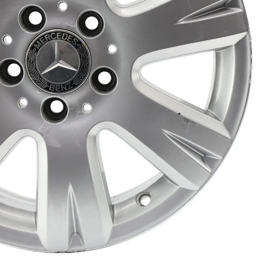 Cerchio Mercedes W204 7 fori disco lega 16" 7J ET:43 per con numero di parte A2044012602 Cerchio Mercedes W204 7 fori disco lega 16" 7J ET:43 - SKU A2044012602-1 - Numero di parte A2044012602