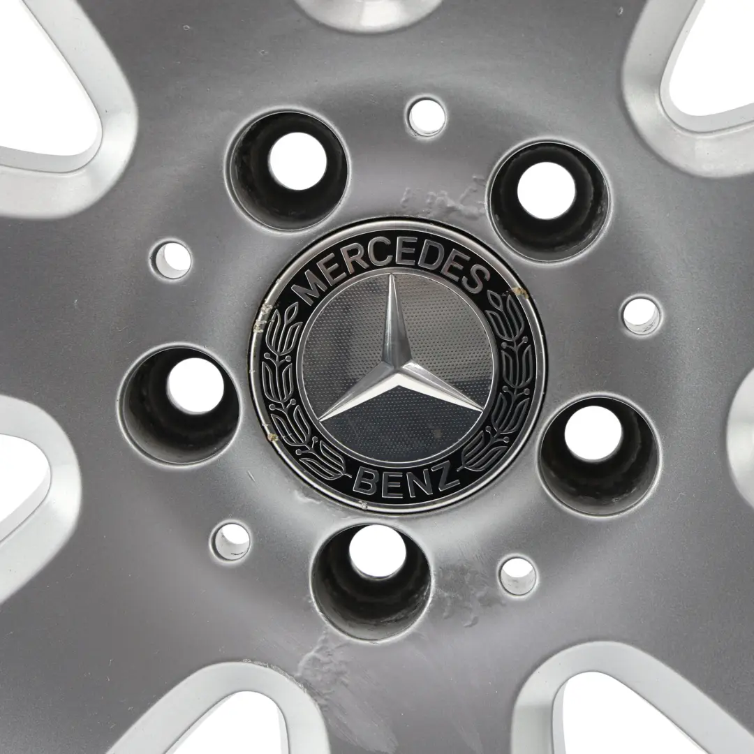 Cerchio Mercedes W204 7 fori disco lega 16" 7J ET:43 per con numero di parte A2044012602 Cerchio Mercedes W204 7 fori disco lega 16" 7J ET:43 - SKU A2044012602-1 - Numero di parte A2044012602