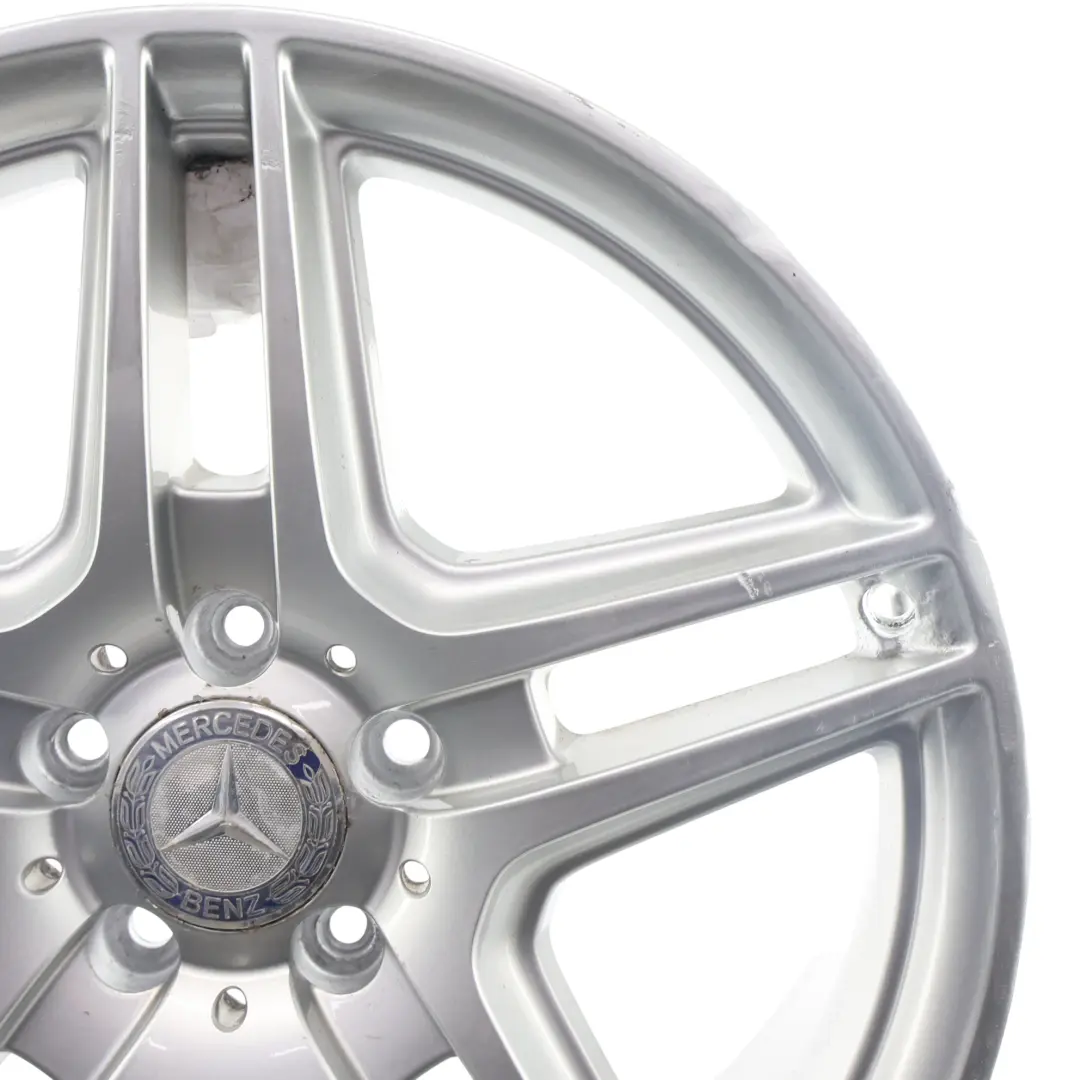 Llanta Delantera De Aleación Plateada 18" ET:50 8J para Mercedes W204 AMG con número de pieza A2044014102 Mercedes W204 AMG Llanta Delantera De Aleación Plateada 18" ET:50 8J - SKU A2044014102-4 - Número de pieza A2044014102