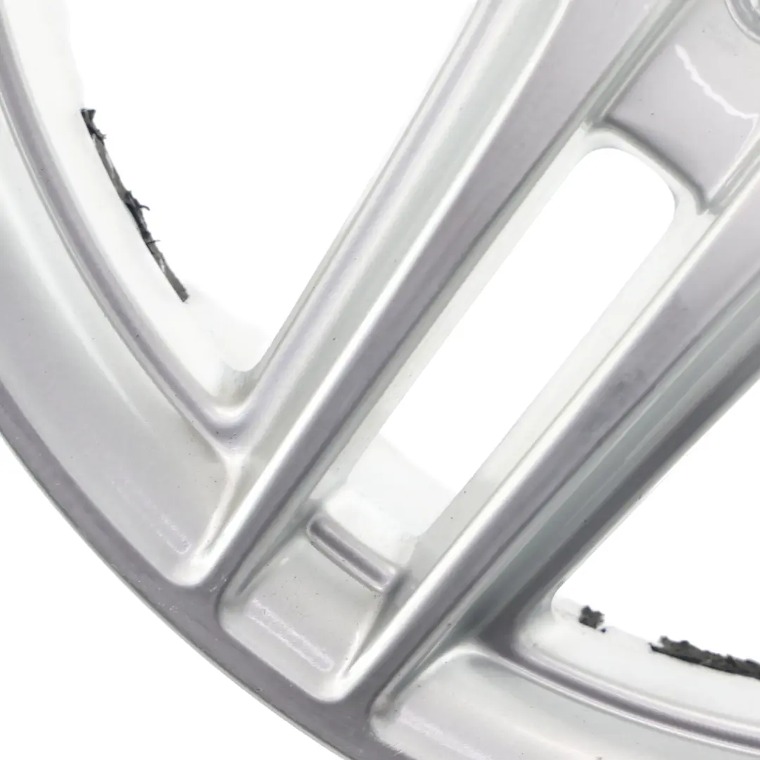 Cerchio posteriore in lega argento 18" 8,5J ET:54 per Mercedes W204 AMG con numero di parte A2044014202 Mercedes W204 AMG Cerchio posteriore in lega argento 18" 8,5J ET:54 - SKU A2044014202-1 - Numero di parte A2044014202