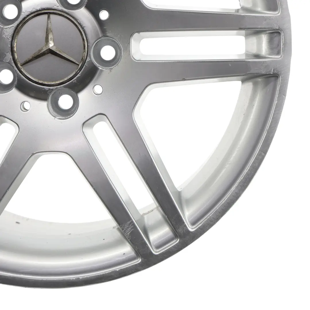 Jante alliage a 6 doubles rayons 17" ET:58 8,5J pour Mercedes W204 AMG à propos du numéro de pièce A2044014602 Mercedes W204 AMG Jante alliage a 6 doubles rayons 17" ET:58 8,5J - SKU A2044014602-1 - Numéro de pièce A2044014602