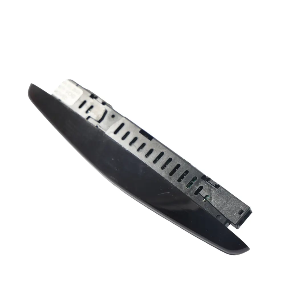 Wyświetlacz PDC Parktronic Tylny do Mercedes W204 o numerze A2045420423 Mercedes W204 Wyświetlacz PDC Parktronic Tylny - SKU A2045420423 - Numer Części A2045420423