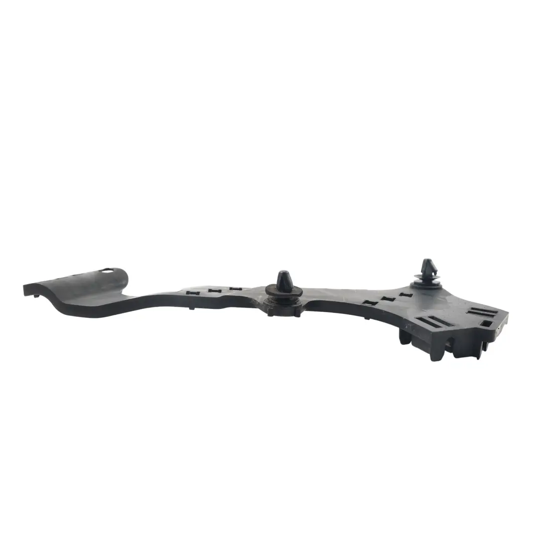 Mercedes W204 Guía Soporte Cable Guardabarros Trasero Izquierdo - SKU A2045460943 - Número de pieza A2045460943