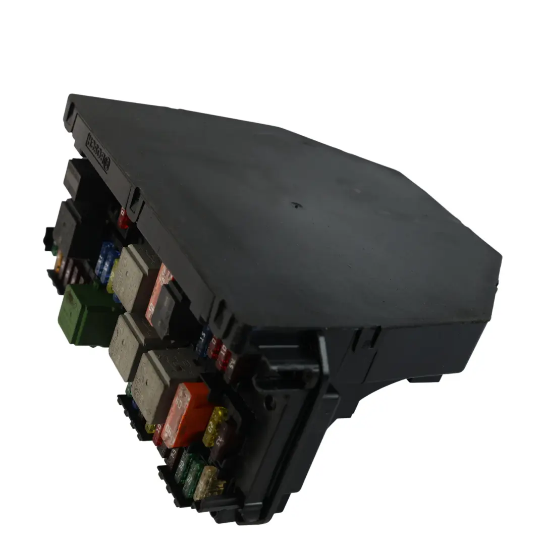 Fuse Box Relay Control Unit Electric Module SAM to Mercedes W204 with Part number A2049006709 Mercedes W204 Fuse Box Relay Control Unit Electric Module SAM - SKU A2049006709 - Part number A2049006709