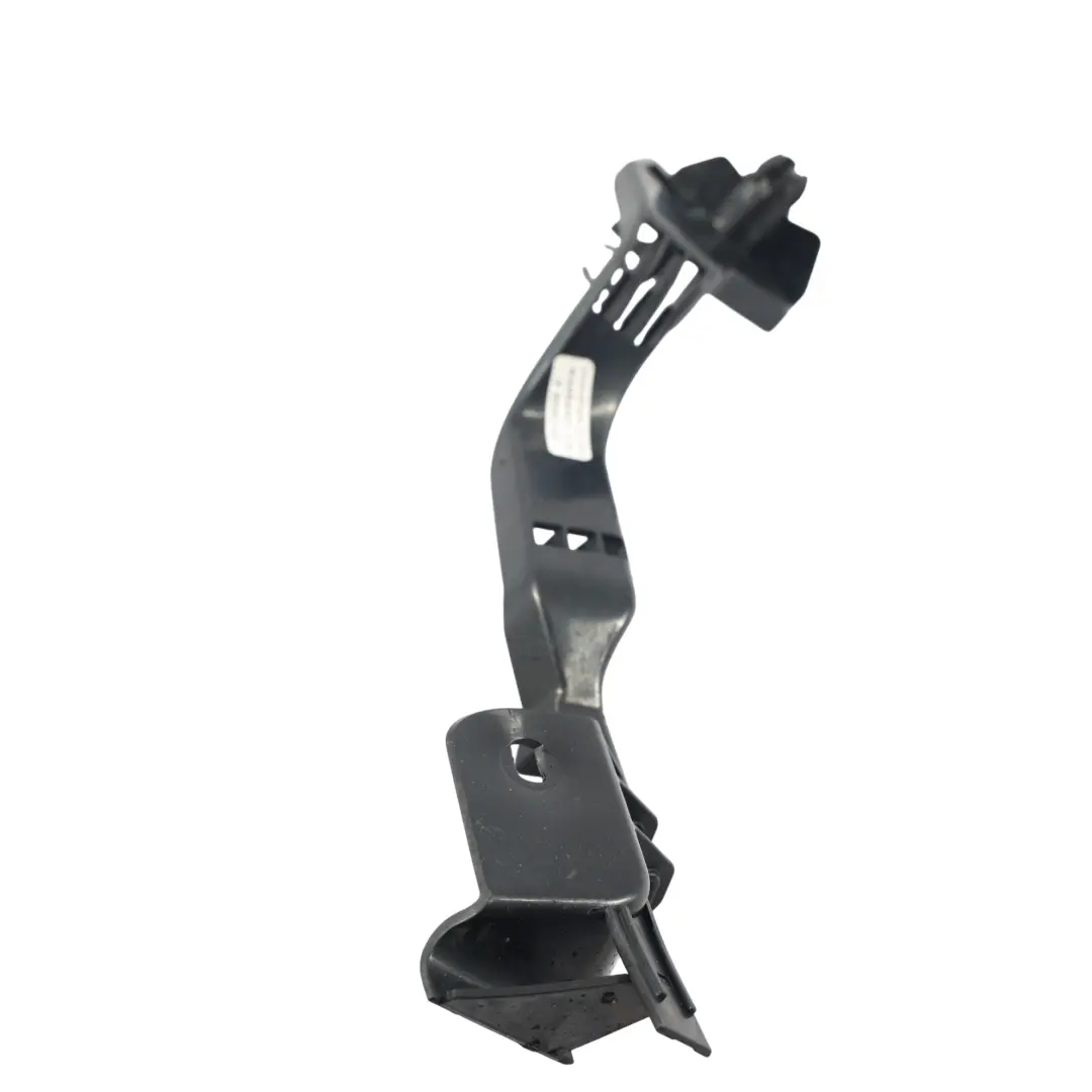 Staffa Condotto Cavi Asse Anteriore Sinistro per Mercedes C205 S205 W205 con numero di parte A2055462180 Mercedes C205 S205 W205 Staffa Condotto Cavi Asse Anteriore Sinistro - SKU A2055462180 - Numero di parte A2055462180