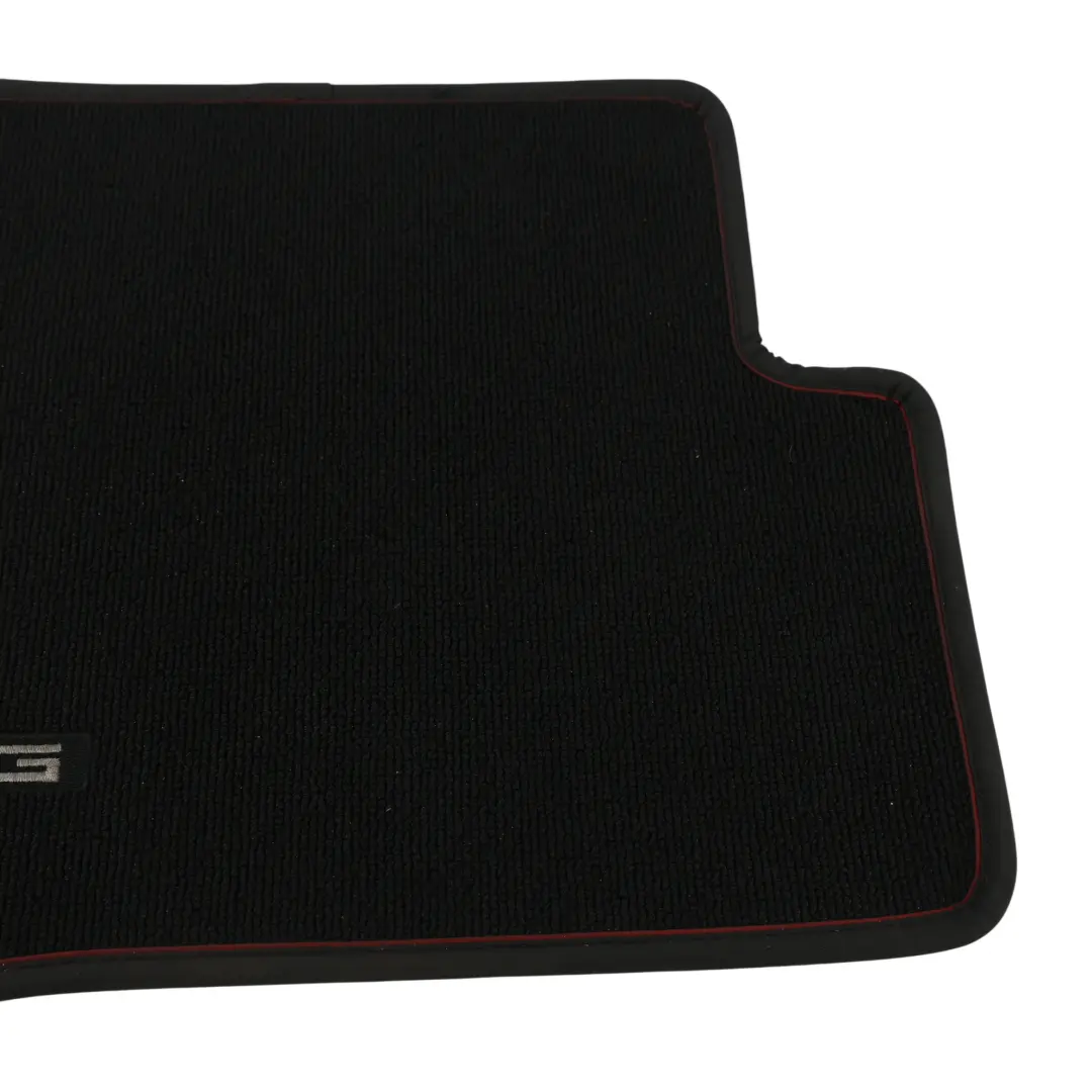 Mercedes W205 AMG Tapis Sol Arrière Gauche Droite SET - SKU A2056844300-1 - Numéro de pièce A2056844300